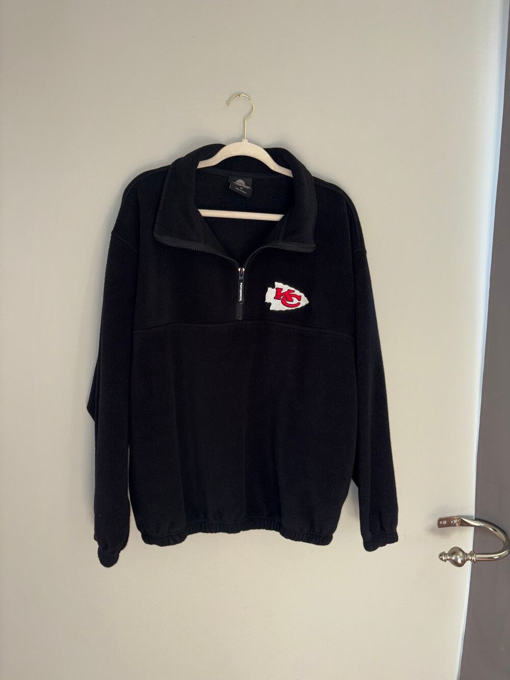 Unisex Kansas City Chiefs Quarter-Zip Pullover Top in fleece material XL